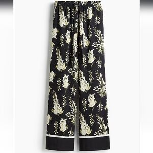 H & M Ladies Drawstring Twill Pants